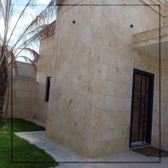 📣📣 تتوفر لدينا ٢٠٠ متر في مجمع الصادق السكني
بتطلوعة مناسبة جدا جدا .. لحگ قبل صعود الأسعار

🌺مقدمة 100 مليون الاستلام سنة 

🏘️️المساحة 200 متر  ابو طابق واحد

* موقع المجمع مقابل جامعة الكفيل  

بلوك 7 سعر الكلي ١٦٢ مليون

✨مستعدون لبيع وشراء الدور في مجمع صادق جميع مراحل 

عذرا غيرمتواجدبالفيس.#للأستفسار اتصل على 
☎️ ***********  ☎️  ***********

رابط كروب فيسبوك
https://www.facebook.com/groups/210263291017749/?ref=share_group_link
