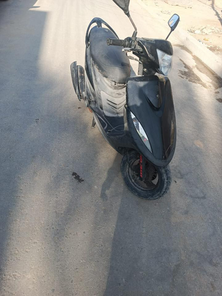 السلام عليكم ماكس عدله للبيع كفاله عامه جديده صاله شهر من نازله من رنبه. وصل معرض موجود مكانه حله شارع ٦٠  لاستفسار ***********
