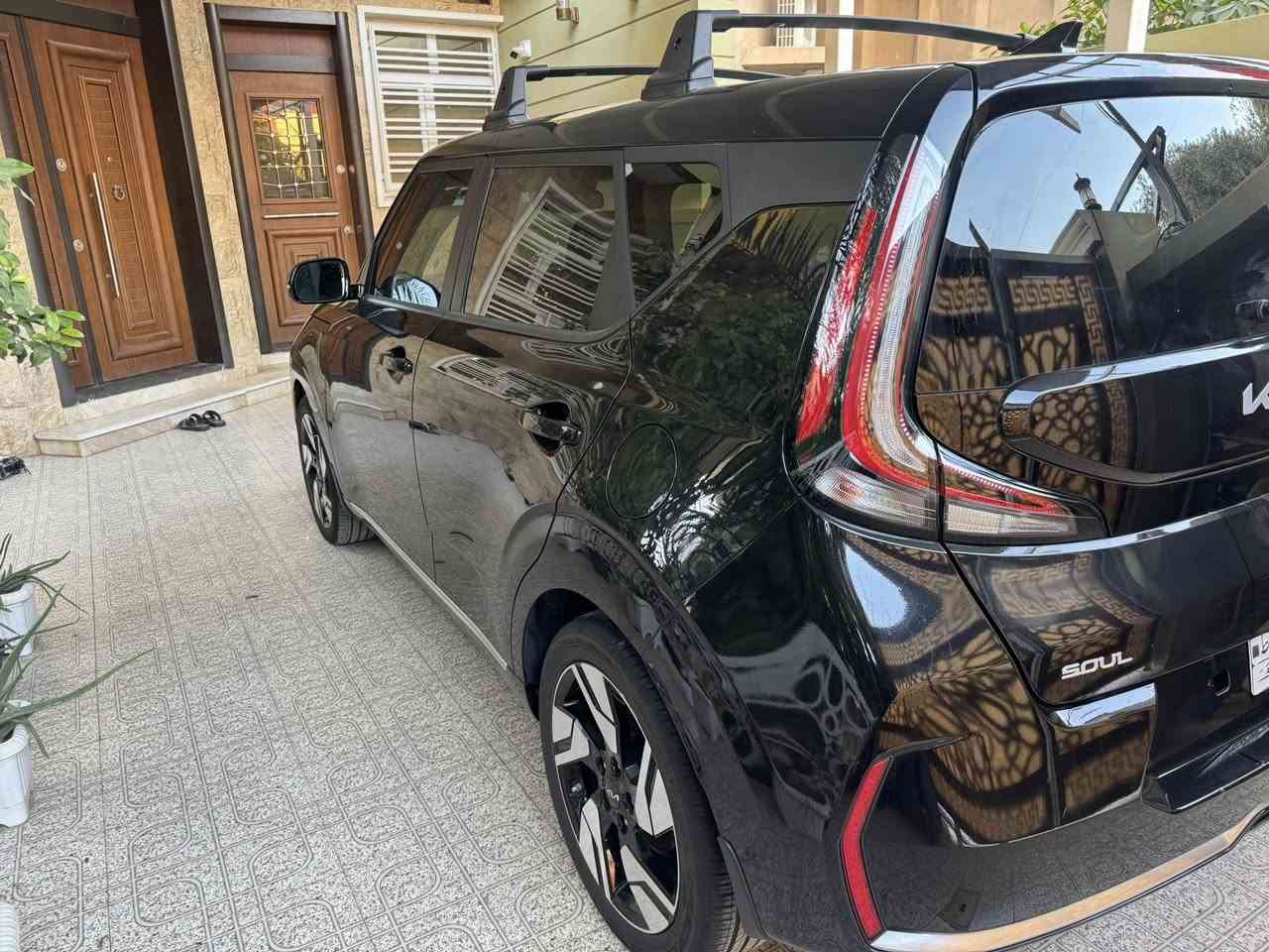 السلام عليكم
كيا صول جيتي لاين اعلى فئة بدون رقم  موديل 2025 

- السيارة ايرباكاتها سليمة ماشية (5)الف ميل

- السياره مكفوله كفاله عامه بيه صبغ مقدار أربعة اصابع بخشم البنيد فقط

-فتحة + بصمه +هاند بربك بصمه

-رادار امامي + رادار خلفي

-رادارت جوانب

-تشغيل عن بعد

-لايتات زنون +لد امامي + لد خلفي

-ستيرن جلد حرف D 

-تدفئة كشنات 

-تدفئة استيرن 

-مكينه 2000 دوش المرغوب

-كشن السايق كهربائي 

-وختم Soul 

-لدات داخلية وبالسماعات 7 الوان 

-ويل oكب كروم 

-بك لايت لد

-اشاير بالمري 

-شحن لاسلكي 

-سستم صوت  

-شاشه كبيرة

 -كامره  حساس 

-انظمة قيادة (SPORT,NORMAL )

السعر: (158$ ) وبيها مجال بسيط

مكان السيارة ديالى : بعقوبه الجديدة

للاستفسار اكثر الاتصال على :***********

غير متواجد على الفيس
