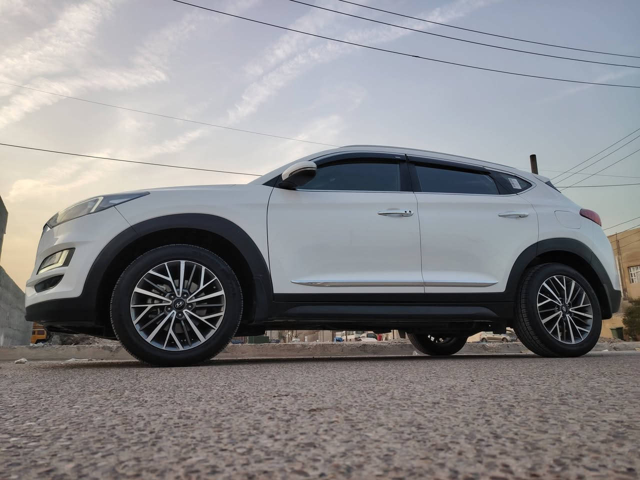 توسان 2020 خليجي كاصد..
مكفوله كفاله عامه..لا صبغ لا تبديل ولا فتح ولا تعديل
فووول عده البنوراما..
بصمه..
مري شفط..
ترحيب بل المري عند الاقتراب..
كراسي كهرباء..
شاشه وكامره خلفيه..
اريل نفيكيشن..
تبريد قطعتين..
بصمتين..
ويل كب..
شاحن واير ليس..
حساس خلفي امامي..
شاشة اعطال بل الدشبول..
السياره بس فتحه مبيه..
للبيع الشراي يتصل
.... ***********....مكاني بغداد الكرخ حي الاعلام
