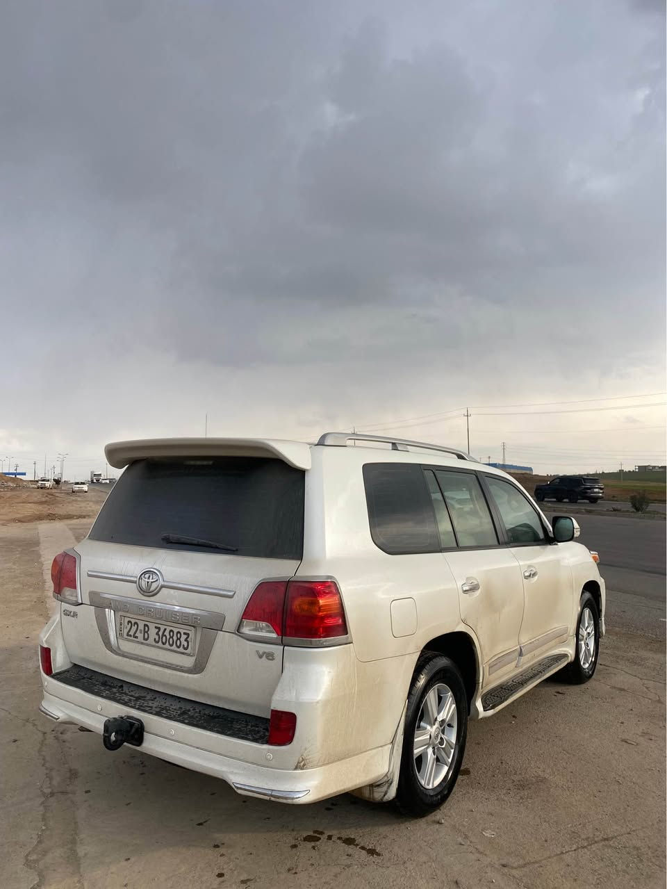 تويتات لاندكروزر مودیل2013بریمی دەرجەیک 6پیستون GXR فول فولە 8ئیرباک کیروو مەکینەی نەکراوەتەوە بەناوی خومەوە تاوەکوو 2028نویە لەهەمووو قەلبی یەک بستی بویاخ هەیە و دوو شوینئ ساردی بجوکە ماوەی روشتنەکەئ 200هەزارئ حەقیقەیە سیارەکە هی محرزو شت نیە هی بین دەستی خومە شوینم ناحیەئ رزکاری ر قم موبايل 📲 *********** أربيل, العراق
