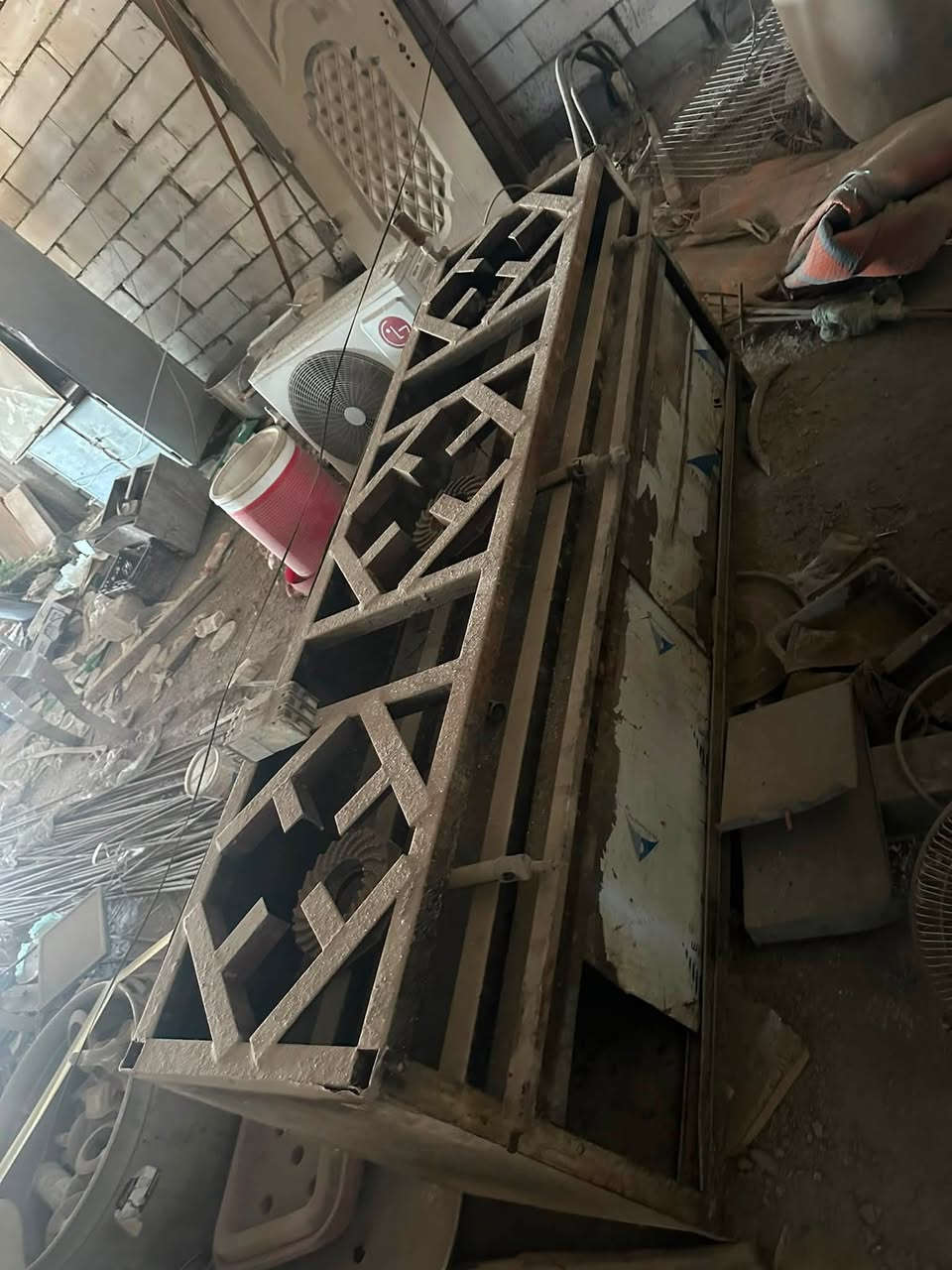 سلام عليكم غراض مطاعم نضافتهن 70 بل 100
3 بيبان جام امسكرت نضيفات 
برادات سل استيل العداد 2
جدوره سل استيل العدادً 13 العرض 60 
وكراسي جدد العداد 25 كرسي 
تنور  نضيف مال مطاعم وبيت 

رقم العاتف *********** 
بيع مستعجل مكاني بصره
