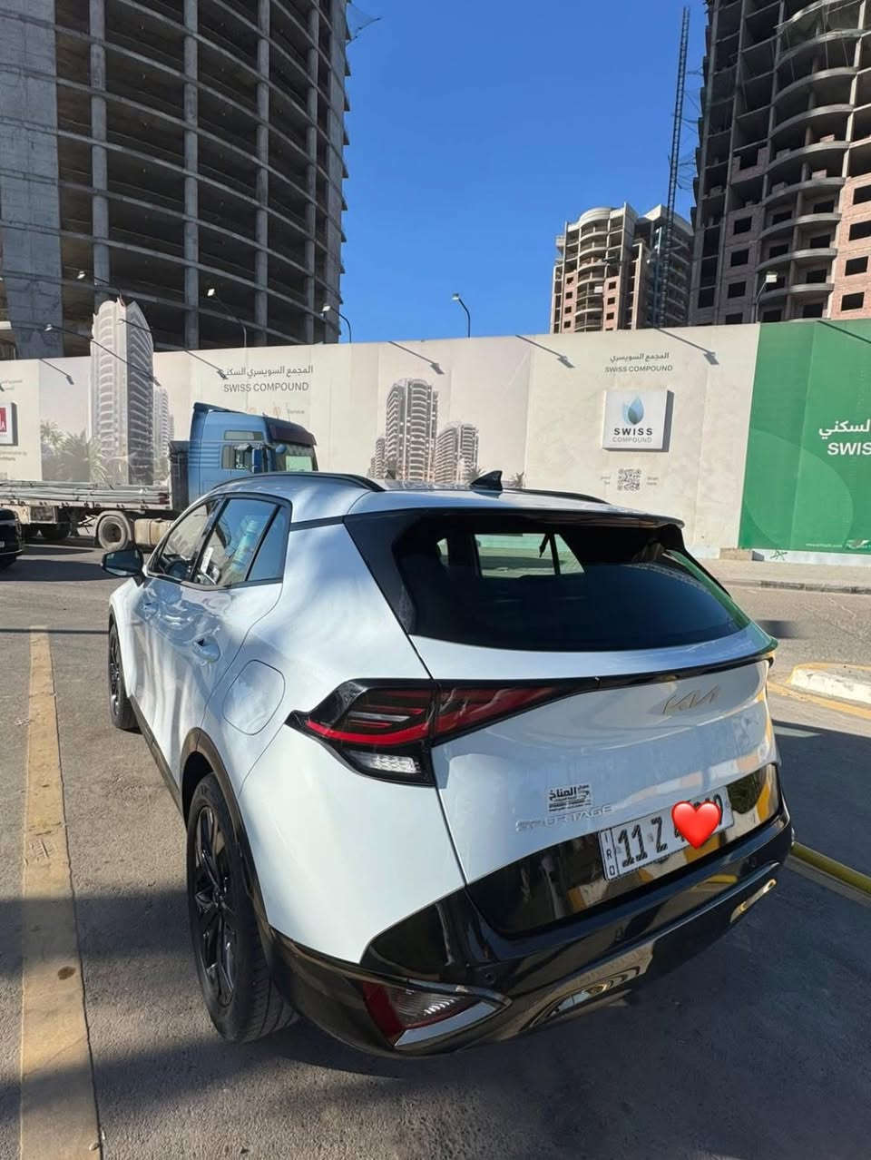 السلام عليكم
للبيع كيا سبورتج 2025 خليجي بلاك ادشن اسود وزيتوني الداخل مكفوله كفاله عامه عده شخط بالجاملغ كلش زغير 

ماشيه ٢٩ مواصفات فول قماره حديد داخل زيتوني وكراسي كهرباء وتدفئه وجنطه كهرباء رقم بغداد 

سعر 233

بيهه مجال بسيط

مكاني بغداد الغزاليه

***********
