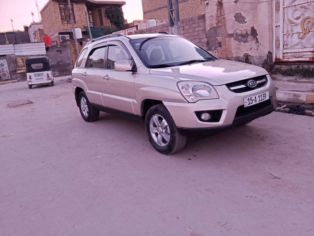 كيا سبورتج 2010 خليجي كفاله عامه فتحه مكينه 2000 حساس خلفي سياره علالوضع الشركه رقم انبار تحويل شرط الفحص سعر 128 وبها مجال قليل مكينه وكير تبريد جهز ***********. مكفولة من ضربة وصبغ ولا بارد مكينه. ذي قار غراف ناصرية, ذي قار
