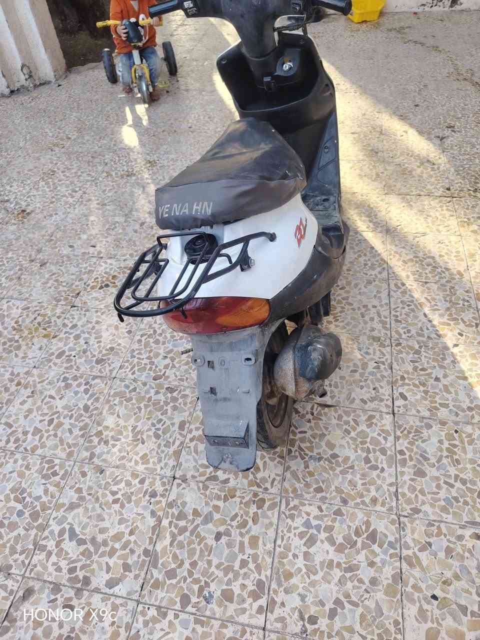 سلام عليكم شبابنه هاي دراجه متسع زروف الدراجه حلوه ونضيفه الدراجه مفتوحه مره وحده  السعر 300 وبيه مجال


**إذا كنت صاحب هذا الإعلان وتريد حذفه لأي سبب، رجاءا أرسل رسالة إلى الدعم الفني**