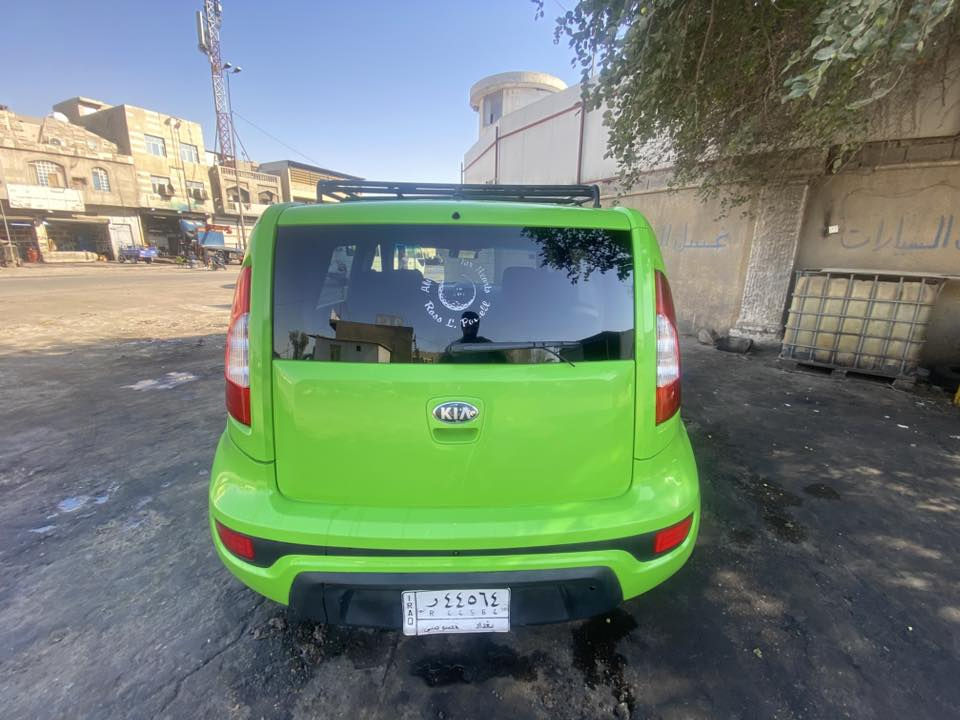 كيا صول 
موديل2013
وارد امريكي مكينه 1600 gdi
حادثها جاملغ عكس السايق 
مصبوغه عام جماليه لون مميز 
مابيها كلشي نقص 
الشعر 90 قابل للتفاوض 
مكان السياره بغداد

***********

