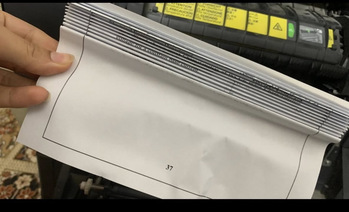 السلام عليكم 
طابعة مستعملة للبيع 
نوعية konica minolta c3350 
طباعة A4 اسود وابيض والوان 
الطابعة شغالة وطباعتها جيدة 

عطلها حشر الورق مثل ما ظاهر بالصورة ، وايضا الطباعة الملونة باهتة قليلاً

 سعرها ١٠٠ الف 
العنوان بغداد حي اور ، لا يوجد توصيل


**إذا كنت صاحب هذا الإعلان وتريد حذفه لأي سبب، رجاءا أرسل رسالة إلى الدعم الفني**