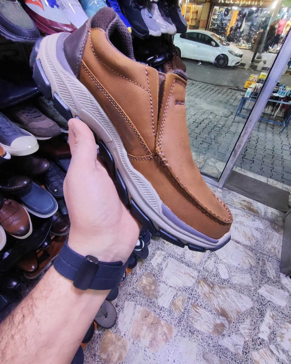 سكجرز اصلي اورجنال قياس ٤١ ونص طول القدم ٢٦ ونص 
السعر ٦٥ ألف شامل التوصيل 
المكان كرادة داخل مجاور دايموند مول في فرع علاء حداد محل الأيطالي الايطالي


**إذا كنت صاحب هذا الإعلان وتريد حذفه لأي سبب، رجاءا أرسل رسالة إلى الدعم الفني**