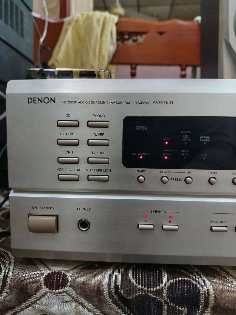 سلام عليكم مكلف بالنشر
امبليفاير ماركةدينون جهاز جديد نضافة95٪ يشتغل نضامين ستريو A+Bومسرحي يشغل ٧سماعات السعر ١٧٠ الف. يوجد توصيل للتواصل *********** اتصال او واتساب أو ماسنجر
