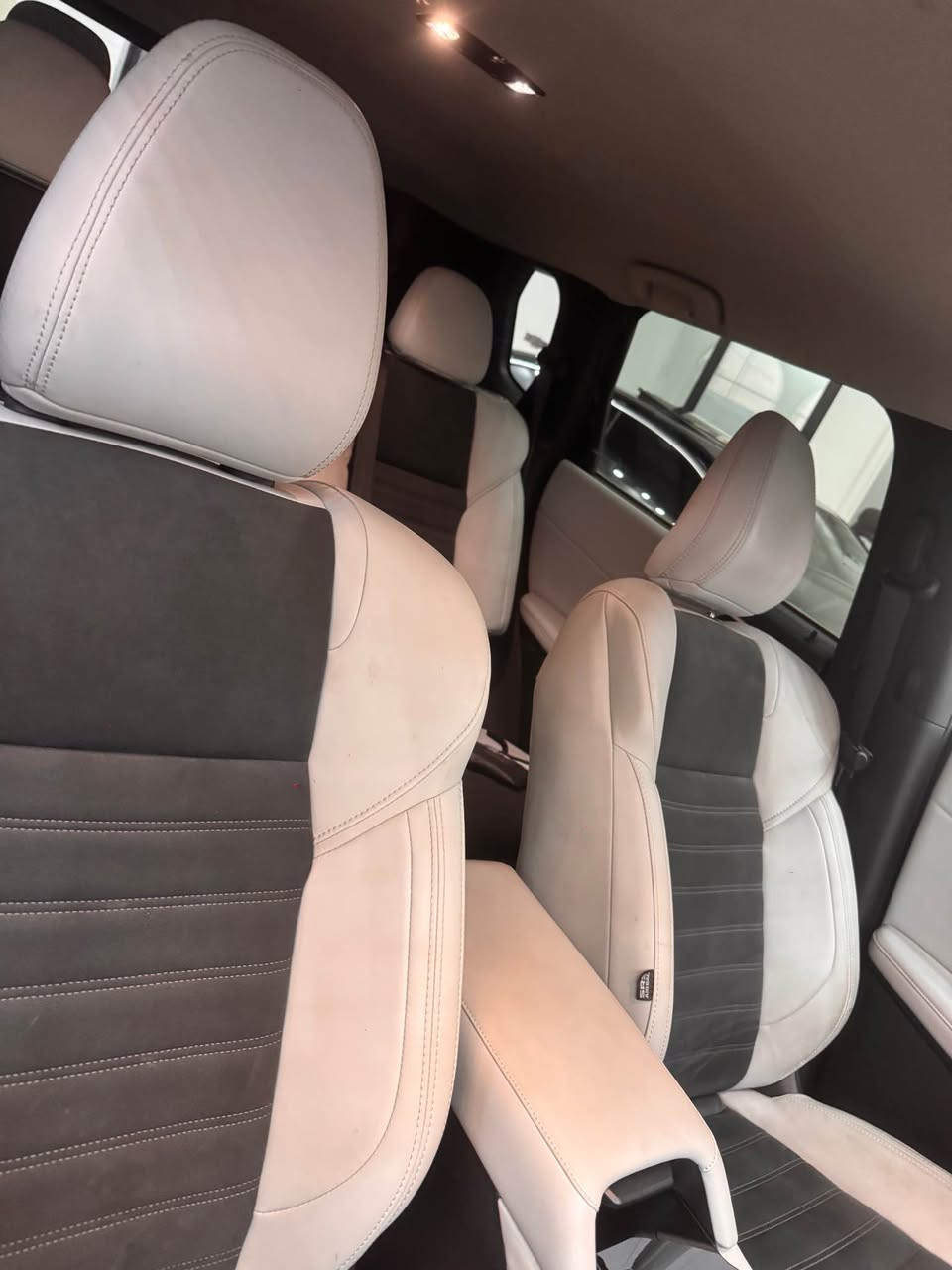 مستربوشي اوتلاندر 2025 شكل جديد se
فول ماعدا فتحة
محرك 2500🚀
ضرر فقط قبغ جنطة 
بدون ايرباك 💯)
ماشية 3 الف

مواصفات 
٥ كاميرات
صندوق كهربائي
دبل اكسل
بصمة
٧ راكب
كاميرا
حساس امامي و خلفي 
رادار امامي و خلفي و جانبي
لايت زينون
لايت ليد
بلاجكتور
تحديد السرعة
تحديد المسار
نظام ايكو 
نظام سبورت
٥ نظام 
ويل كب كروم R20
بريك بصمة
تبريد قطعتين
شاشة كبير
كاميرا

سعر ٢١٥ ورقة و مجال بسيط 
اربيل معرض نجوم الامارات
***********
*********** أربيل, العراق
