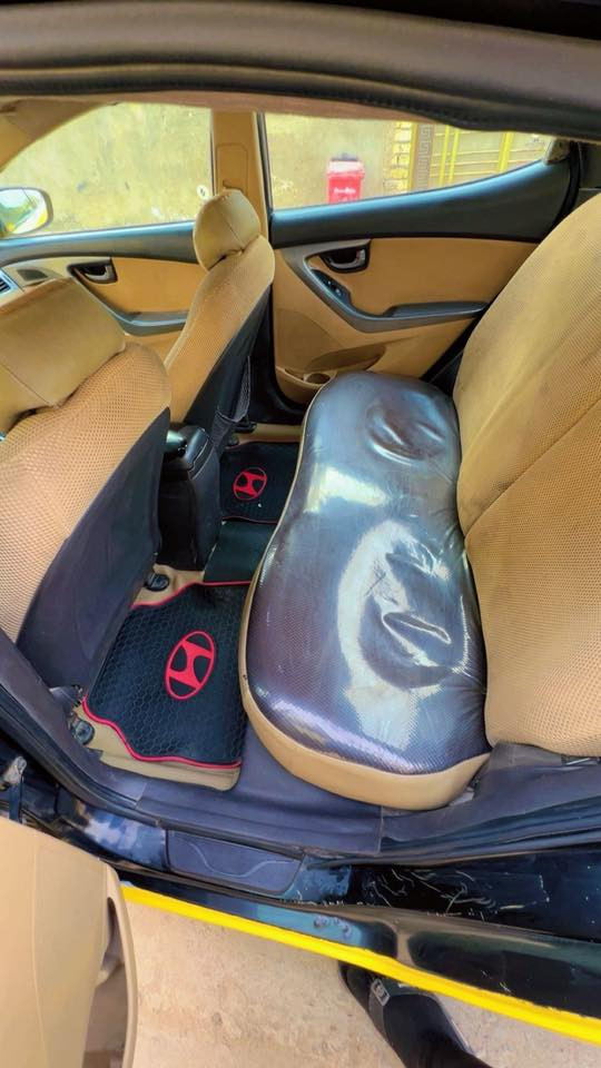 السلام عليكم الانترا مديل ١١ وارد امريكي 
فول مواصفات فتحه وبصمه وتحكمات ستيرن واشاير بل مري وبعد بيه مواصفات حادثه جاملغ امامي نفسه معمر السياره كله  كفاله ليبل واحد لا تبديل ولا كص ولا عيب شرعي بيه طخطخات مال تكسي فقط 
السياره مصبوغه  جديد قبل شهر وبعده ما مبولشه نقصه بس بوليش 
جاهزه ع اخر حبابه 
تخم تاير جديد صدر جديد
قاعده فيتم بم جديده
تبريد ثلج 
مدوشمه عام تنته ورضيه 
كير جديد مال حاويه عدي الوصل
مكينه مكفوله لا تنقيص ولا تبخير خير من الله 
مصفره هيئه وغرامات تاخذ صافي هزه جديده بسمي السياره تحويل مباشر شرط
السعر 100 وبيه مجال 
مكاني بغداد الكماليه 
هاذ رقمي  ***********
