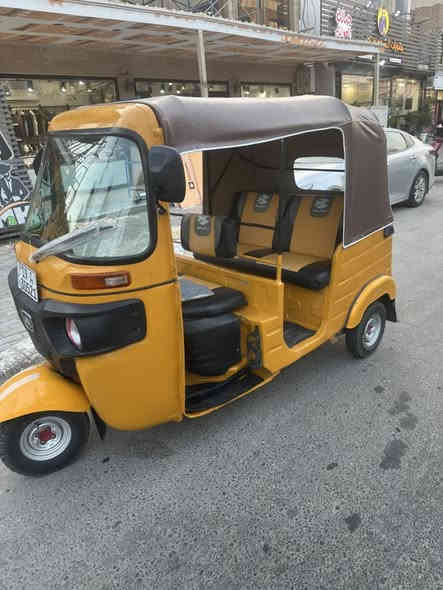 تكتك موديل١٩ بشهر١٢ رقم وسنويه باسمي احولك ثاني يوم تكتك ماناقصه اي شيء بيه مكينه مال عشرين مصبوغه عام للجماليه السعر ٥٦٠٠ وبيه مجال   *********** مكاني كربلاء
