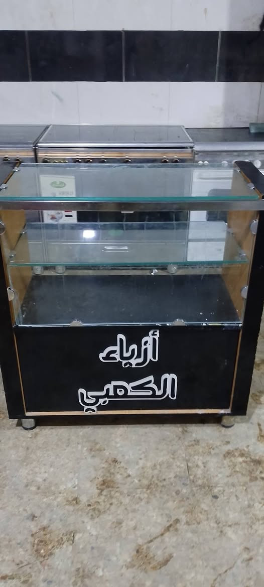 ميز كلشي يصلح تفصال سعر60امغربه ***********
