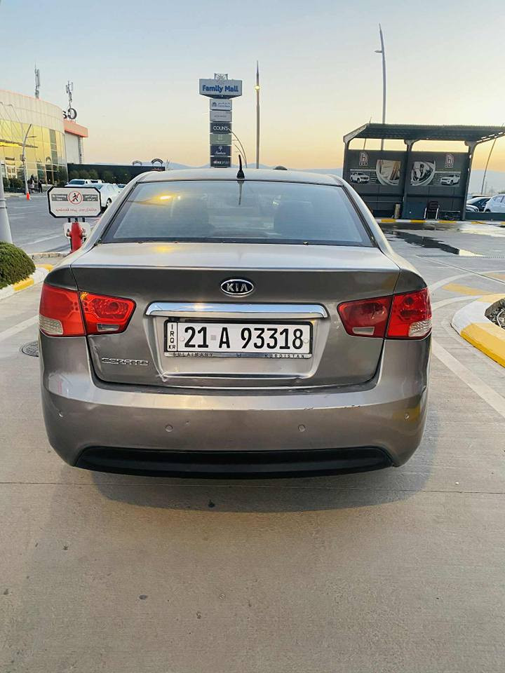 کیاسیراتۆ 
مۆدیل 2011
بۆیاخ یەک چەمەلەخی بۆیاخە 
کال بوونەوەی نیە زۆرجوانە
گێڕومەکینەی بەشەرت نەکراوەتەوە 
سەنەوی تازەیە تایەی تازەیە  
سعر93 
ژم *********** بنجوين, السليمانية
