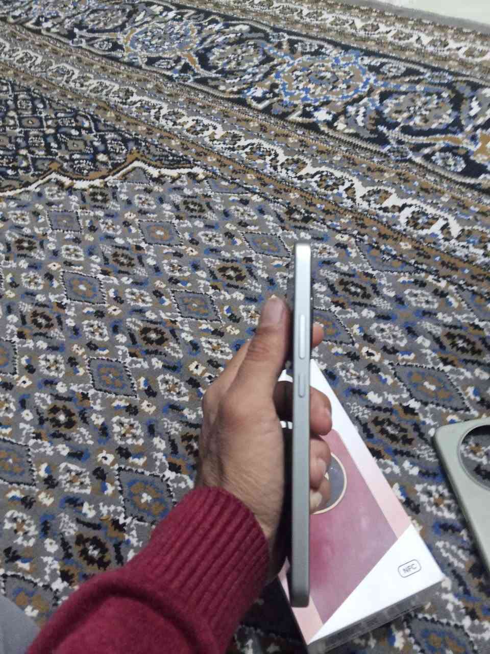 السلام عليكم
هونر X9d ذاكرة 256 الرام 12 جهاز اخو الجديد شخط واحد مابي ملحقاته كاملة كارتونه وشاحنه وحافظة للسعر 375 وبي مجال بسيط مكاني بغداد حي اور


**إذا كنت صاحب هذا الإعلان وتريد حذفه لأي سبب، رجاءا أرسل رسالة إلى الدعم الفني**