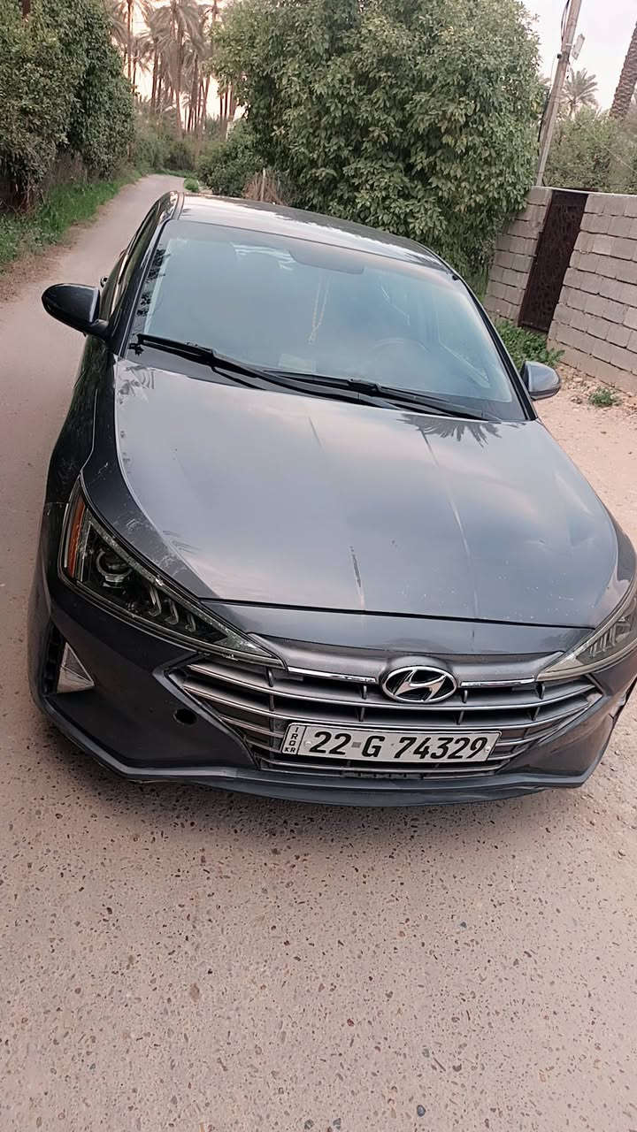 السلام عليكم
هونداي النترا موديل 2020

وارد كندي
الحادث: بنيد فقط
 الباقي كفاله. 
سيارة كلش حلوه بعد احلا من الصور
المواصفات:

شاشه ابل كار بلي واندرويد اوتو
كامره
رادارات جانبيه
تثبيت مسار
مانع تزحلق
تثبيت سرعه
فول تحكمات ستيرن
شاشه اعطال
كشنات تدفئه 
ستيرن تدفئه
اشاير بالمري
كشنات مخمل
مكينه 2000 دوش
 ثلاث انظمه قياده:
ايكو، عادي، سبورت

مكاني بغداد الراشديه

رقم أربيل بسمي
السعر 125$ وبيها مجال كلش بسيط
للأستفسار واتساب:
***********
