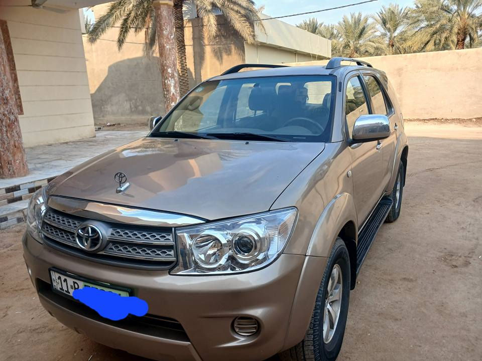 تويوتا فورتشنر موديل 2006 محرك 6 رقم بغداد دولي بيها صبغ حزام جماليه اثر جراد فقط تكم لغود شواصي قمارة سليم 
السعر 134
***********
