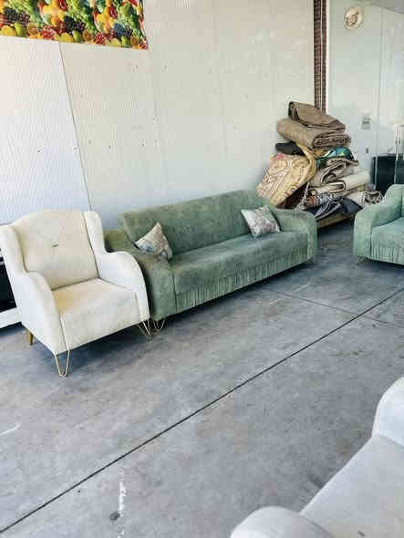 200 الف متوفر توصيل لجميع المحافظات 
***********
