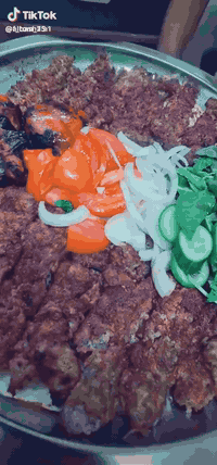 صينيه مشكل  ١٥ الف  من مطعم شيف علي  العبيدي كميره توصيل مجاني للحجز 0...