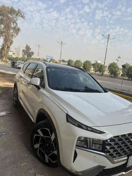 سلام عليكم 
هيونداي سنتافي 2023  خليجي فول مواصفات 
بصمة 
بانوراما
نضام ترحيب ( من تقترب عالسيارة تشتعل انارة بالمري وباليدات )
ليد امامي + خلفي
كراسي كهرباء
كير بيانو 
تبريد شاشة
اشاير بلمري + مري كهرباء
جنطة كهرباء
اوتو هولد
سايد بريك دكمة
درايف مود 4 وضعيات
كامره خلفية
ويل 20 كبير
شاشة نفكيشن ويوتيوب وكار بلي( اندرويد)
مانع انزلاق
كروز سرعة + مثبت سرعه
جام اوتو 4
3 قطع تبريد
7راكب
بردات ابواب خلفية
منافذ usb
شاحن وايرلس
مكينة V6/3500
السيارة جديدة جدا ورقم بغداد ومكفولة من الصبغ والفتح والتبديل ماشية 30 الف 
السعر 31,000$ يعني 3 شدات و10اوراق
عالماً صاحب السيارة عايش بالمانيا واكثر الاحيان السيارة جانت بالكراج ومچودرة حيل معتني بيها 
رقم صاحب السيارة ***********
