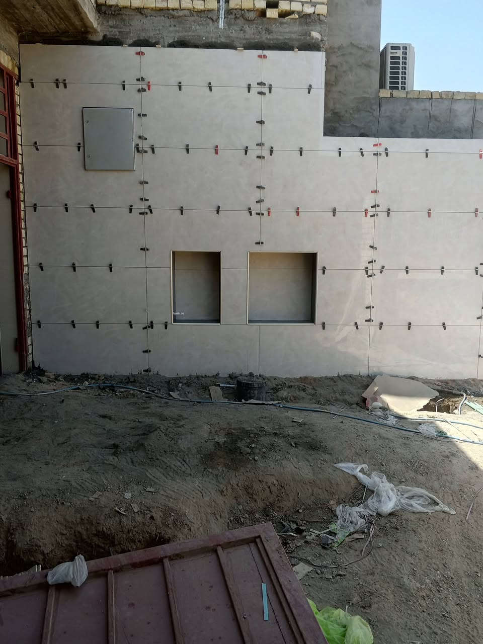 سلم عليكم خلفه سيراميك متفرغوهذه رقمي ***********

