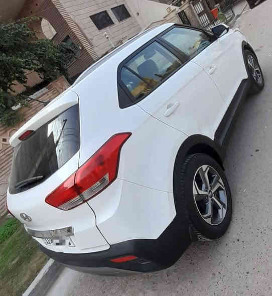 السلام عليكم هونداي كريتا  خليجيه موديل 2020  موصفات السيارة فتحه سويج حجم المحرك 1600 ماشيه 35 ألف
السيارة مكفوله من الصبغ السعر 15500$ رقم التلفون ***********
