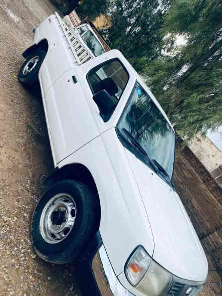 ڜللبيع نيسان بيك أب موديل ٢٠٠٢نضيفه السياره كير محرك سياره بدون صبغ ولاضربه بلاد سياره بسمي رقم بغداد ثاني يوم احول الك تبريد ثلج للاستفسار الاتصال بالرقم 

‭٠٧٧١ ٠٤١ ٩٨١٧‬
