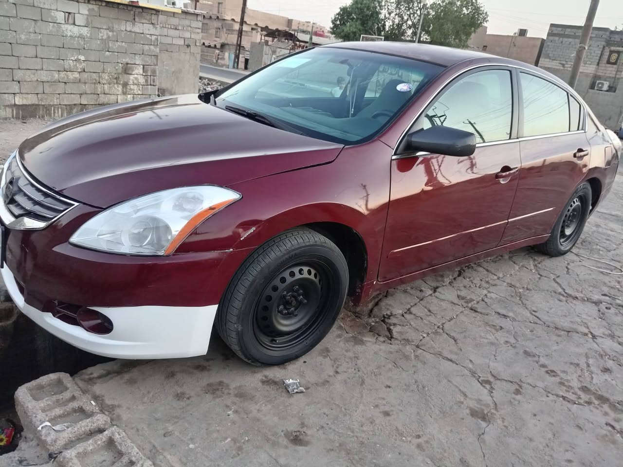 البصره 
سلام عليكم من رخصت ابو كروب محترم 
نيسان اولتيمه مكفوله ضربه وكصه ونقل جثه كفاله 
كهربايات شغاله
تبريد شغال
مكان البصره 
رقم واتساب ***********
