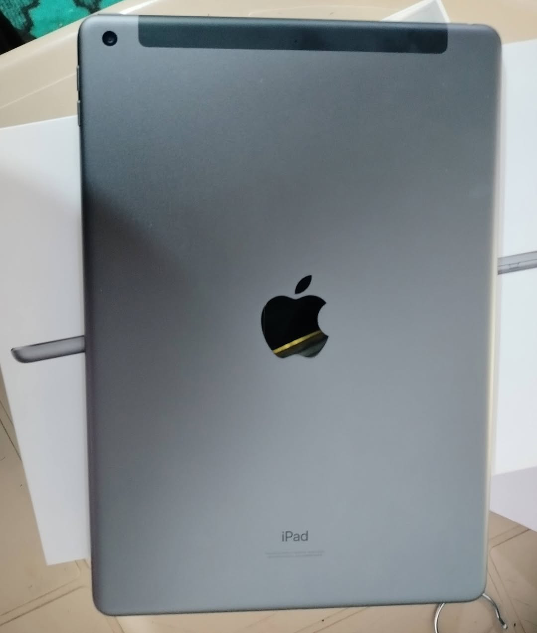 ايباد 9  استعمال شهرين نضيف كلش ذاكره256 يدعم الشريحه بطاره 99  مشحون أقل من 70 مره السعر 350الف يرهم مراوس بايفون 13 عادي  رقمي *********** واتساب
