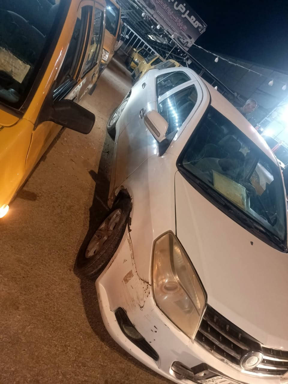 السلام عليكم جيلي ام 3 2013 للبيع السعر 30 بها مجال مقفوله كفاله عامه سياره رقم بابلل الاتصال واتساب فقط ***********
