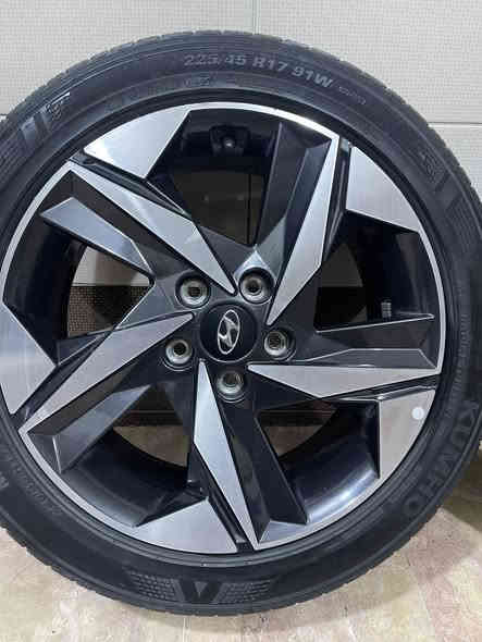 ويل كب و تاير الانترا أصلي 2023 نظيف بدون اي تصليح 
العنوان حي اور قرب جامع الفردوس 
السعر 300 ألف 
***********
