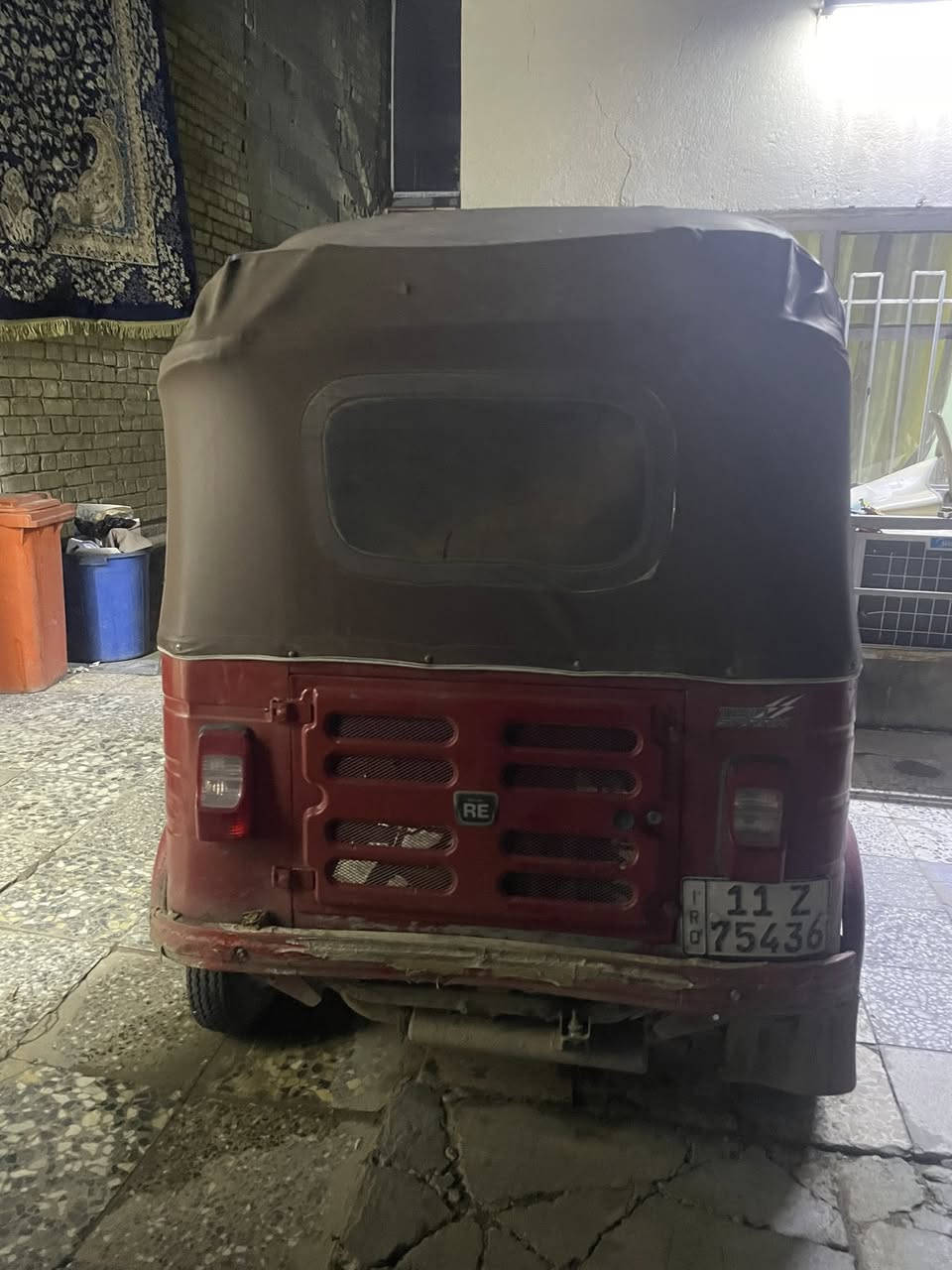 سلام عليكم مرخصت الدمن المحترم تكتك موديل 18 سنويه جديده هزه جديده رقم نكليزي السعر 5500 وبيهة مجال المكان بغداد حي النصر *********** بي وتساب لمو شراي لا يخابر
