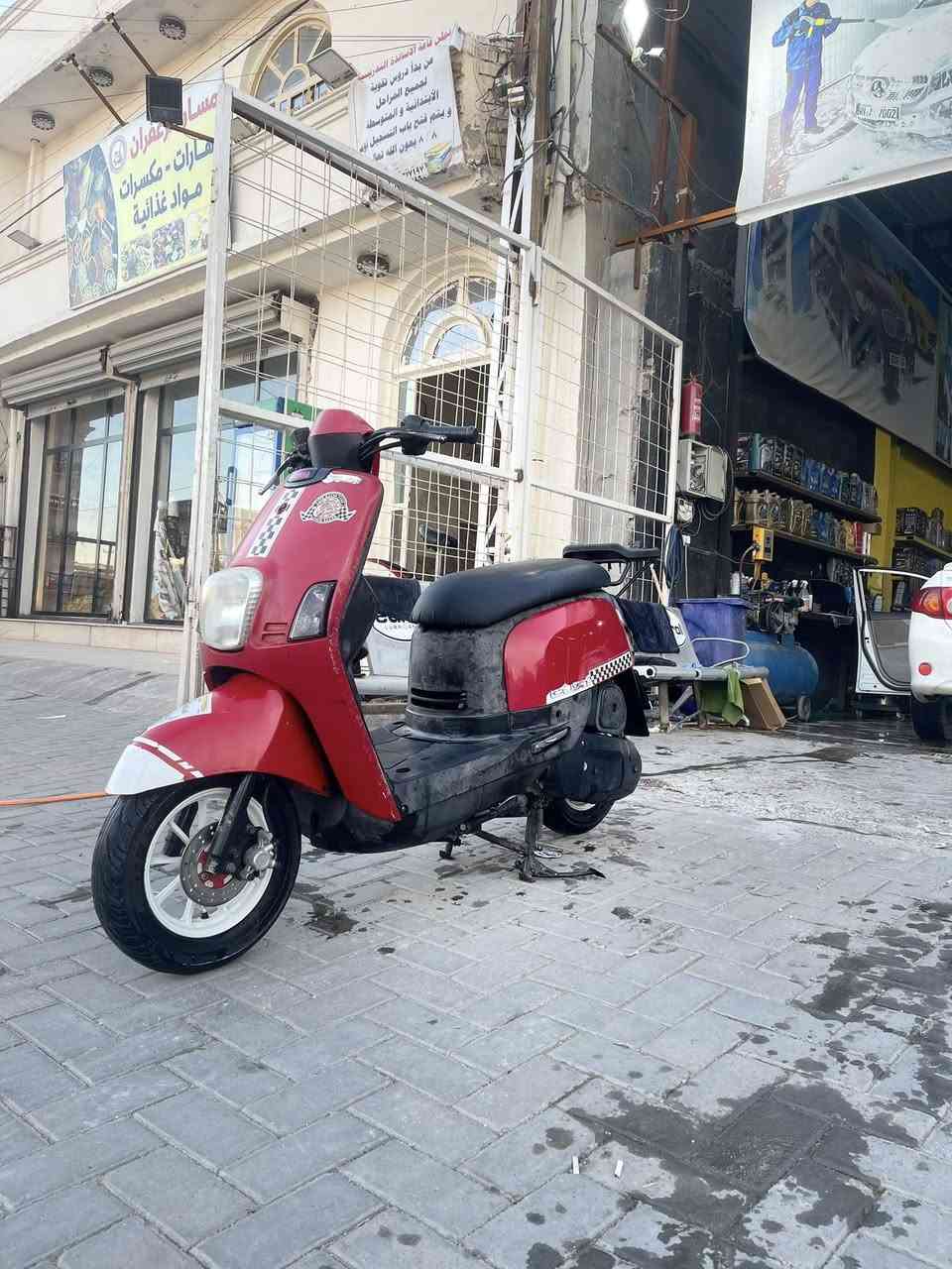 سلام عليكم

بوليس نوزل بلاد ممفتوح 

نكره بكل وكت مابيه اي نقص فقط صدر الامامي واكف 

سعر 550وبيه مجال مكاني بغداد حي العامل

***********
