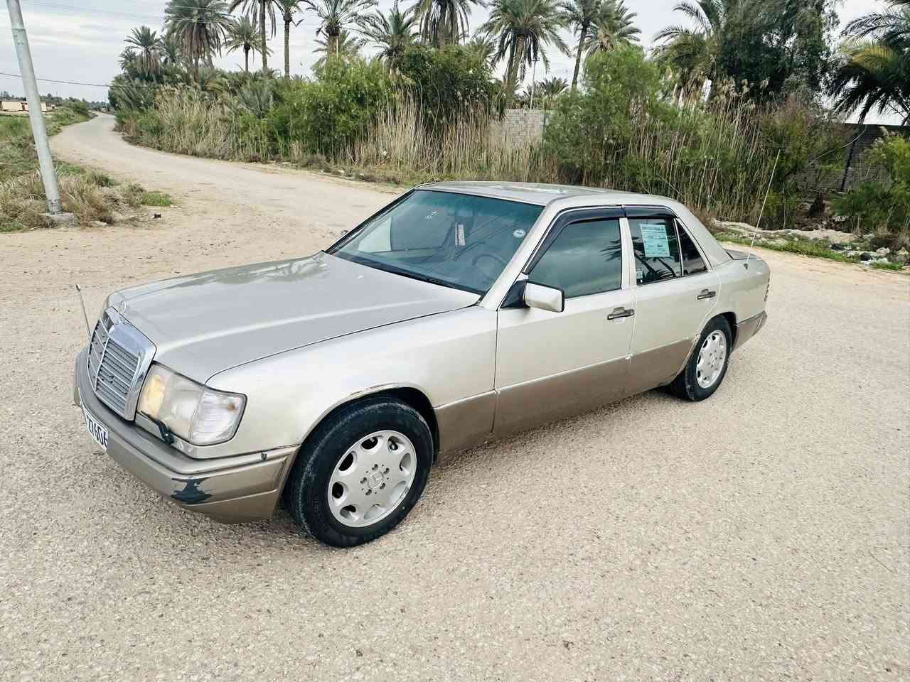 بيع ومراوس
يا الله مارسدس دب مؤديل 1991 رقم سليمانية باسمي سنويه جديده لوحات انكليزي سنويه 2031

السياره جاهزه من كلشي مكينه وكير وحداديه وتبريد ثلج كير اليوم شديته. حاويه السياره مال جناي.  فتحه سلايت طكتين 

كهربائية كلها شغاله  محرك بطه 2.5 

ملاحظه السياره مصبوغه للجماله بدون حادث. قواعد الدبل بلاد مابيه خياس اجلكم الله  

السياره معروضه للبيع ولمراوس 

السعر60 وبيه مجال 

مكان السياره الديوانيه قضاء غماس 

للاتصل او وتساب رقمي *********** 
 تفاصيل اكثر بالفيديو
