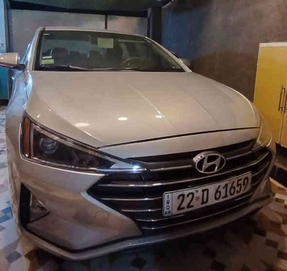 السلام عليكم
من رخصه الادمن 
   النترا مضلع امربكي موديل 2019  جاهزه من كل شي حداديه تخم تأير ويل كب جديد شاده رقم اربيل شرط التحويل حادثها جاملغ امامي فقط بدون اي دواخل 
السعر 155 وبيها مجال بسيط 
 الاتصال علي هذا الرقم ***********
