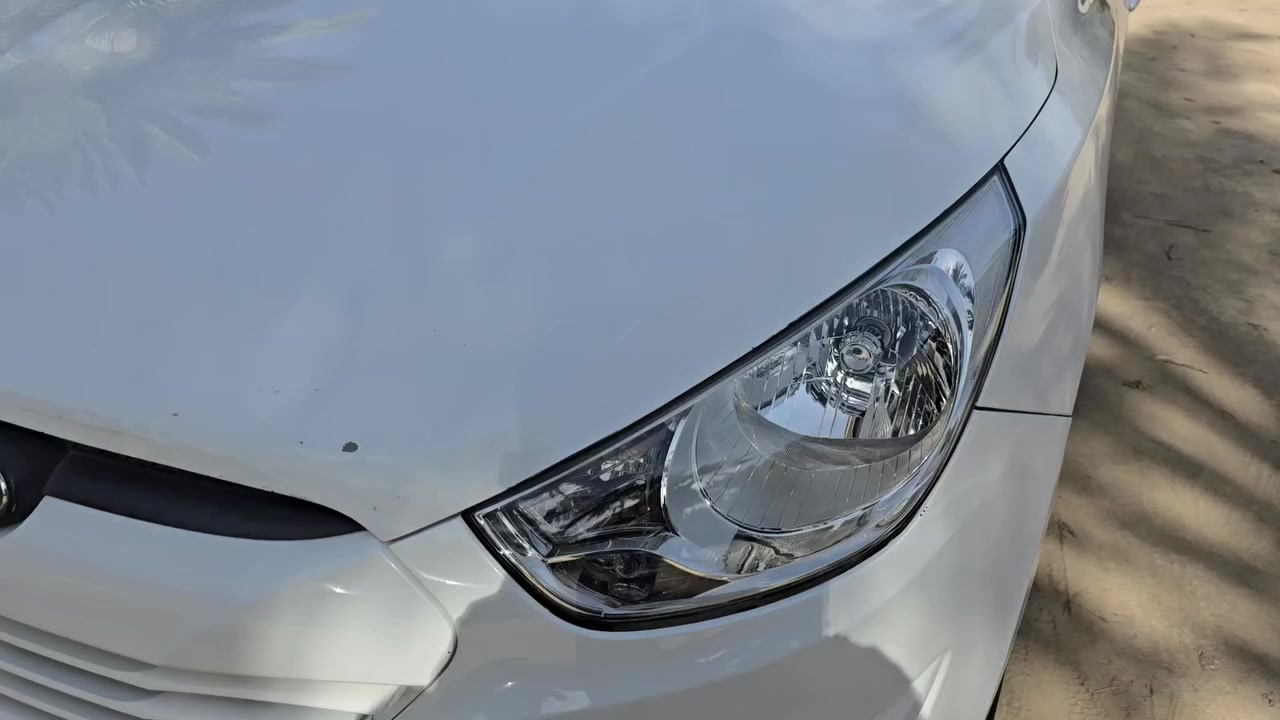 توسان للبيع ٢٠١٤ خليجي لون ابيض تفاصيل بالسونار كفاله عدا نص باب الصدر مكينه كير حداديه كله جديد ونضيف تبريد تدفئة كله تمام السعر ب١٣٨ بيه مجال بيع مستعجل اني مكلف بالنشر للاستفسار الاتصال على *********** مكان بابل
