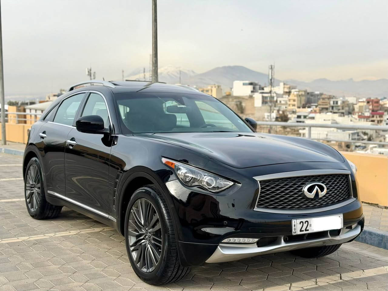 NISSAN INFINITI QX70  2017 LIMITED

نيسان انفنيتي ليمتدد  ٢٠١٧

سعر مناسب مستحيل نظافه بي هيج سعر ١٦٨ ورقه مجال

ملاحظه : سياره قطعتين بس كلير بعد شخت باردحتي رصعه مابيها بشرت سونر موجود سياره جديدا١٠٠/١٠٠ 

فول فول مواصفات
سلايد
٦سلندر تنفس تبيعي
دواغل اللونين اسود او كريمي
كشن جلد و كاربا
كشن خزن وتدفية و تبريد
فور ويل 4X4 
شاشه و ٥ كاميرا
رادار امامي خلفي ورادار شارع
تحكمات ستيرن
ماشي ١٧٠ الف كم
بعد مواصفات انفنيتي معروفه ..........
سياره كلين تايتل مابي حادث ولا ارباك مابي شي بس بي العراق قطعتين كلير باب سايق او بونيت بدون دواغل بدون ارباك بس كلير بي سبب شخت بسيط و بعد صابغين 

گير محرك تاقم صدر تبريد تدفيه كله بشرت محرك مامفتوح

سنوي رقم جديد بي اسمي سياره تحويل مباشر 

سعر سياره مناسب  ١٦٨ ورقه بيها مجال 

مكان سليماني 

***********
***********
___________________________________________
NISSAN INFNITI QX70 LIMITED  2017
فول فول مواصفات 
سلايد
٦بستون بى توربو
ناو دوو ره نك ره ش و كريمى
كوشن جلدوكوشن كاره با
كوشن ساردو گه رم و خزن
ده بل اكسل 4x4
شاشه و ٥ كاميرا
رادا رو خه تى جاده بيش و دوا رادار
حاسه ى بيش و دوا
سوكان فرليوم و تحديد سرعه
١٧٠ هه زار كم روشتوه
له گه ل زوور مواصفاتى تر............

سه ياره كه كلين تايتل داغل بووه ليره دوو بارجه ى بووه به بوياغ بى ناوكرتن بى ارباك حاديثه ى نيه بى ئه وو دوو بارجه يه سه ياره كه شخت و ساردوو جاليشى نيه به شه رتى سونر

گيرو مه كينه و تاقم بيش و ته بريدساردو گه رم به شه رت 

سه نه وى ره قه مى تازه يه به ناو خومانه ته حويل به شه رت

سعر ١٦٨ ورقه و مجال 

شوين سليمانى 

***********
*********** السليمانية, العراق

