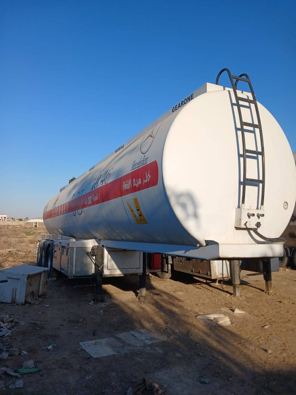 السلام عليكم تانكي محمد بعشيقة بويلر موديل 24 تخم تاير دنكيرين رفع الحمولة 32 الف 
السعر 155 وبيه مجال للاستفسار الرقم ***********
