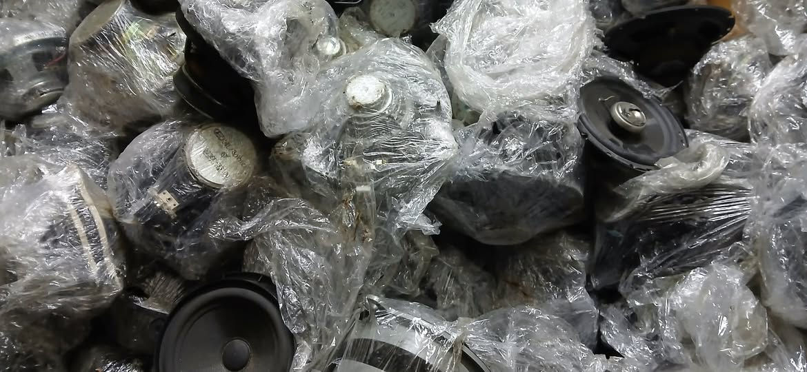 يتوفر سماعات تفصيخ جميع الاحجام السيارات
يتوفر سماعات تفصيخ جميع الماركات تفصيخ حاويه 🔊

تفاصيل اكثر بل صوره ويوجد توصيل لكافة المحافظات💀


**إذا كنت صاحب هذا الإعلان وتريد حذفه لأي سبب، رجاءا أرسل رسالة إلى الدعم الفني**