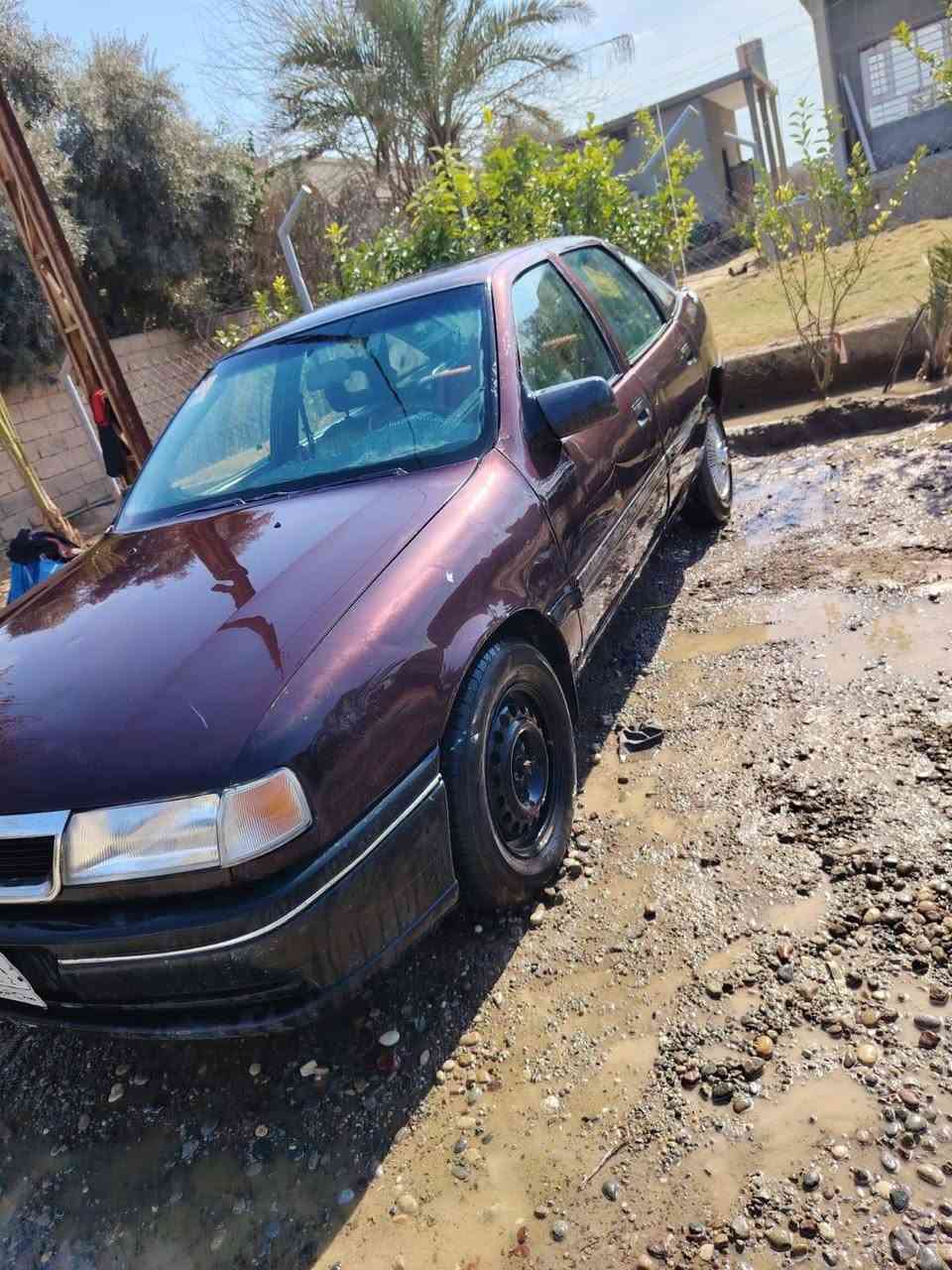 سياره مال بيت
شوف العين يبري الذمه
رقم صلاح الدين شرط الوكاله والتحويل
عندي وكاله عامه يحقلي أحول واوكل
السعر 28 وبيها مجال بيع مستعجل للتواصل والاستفسار أكثر اتصل على الرقم  ***********
