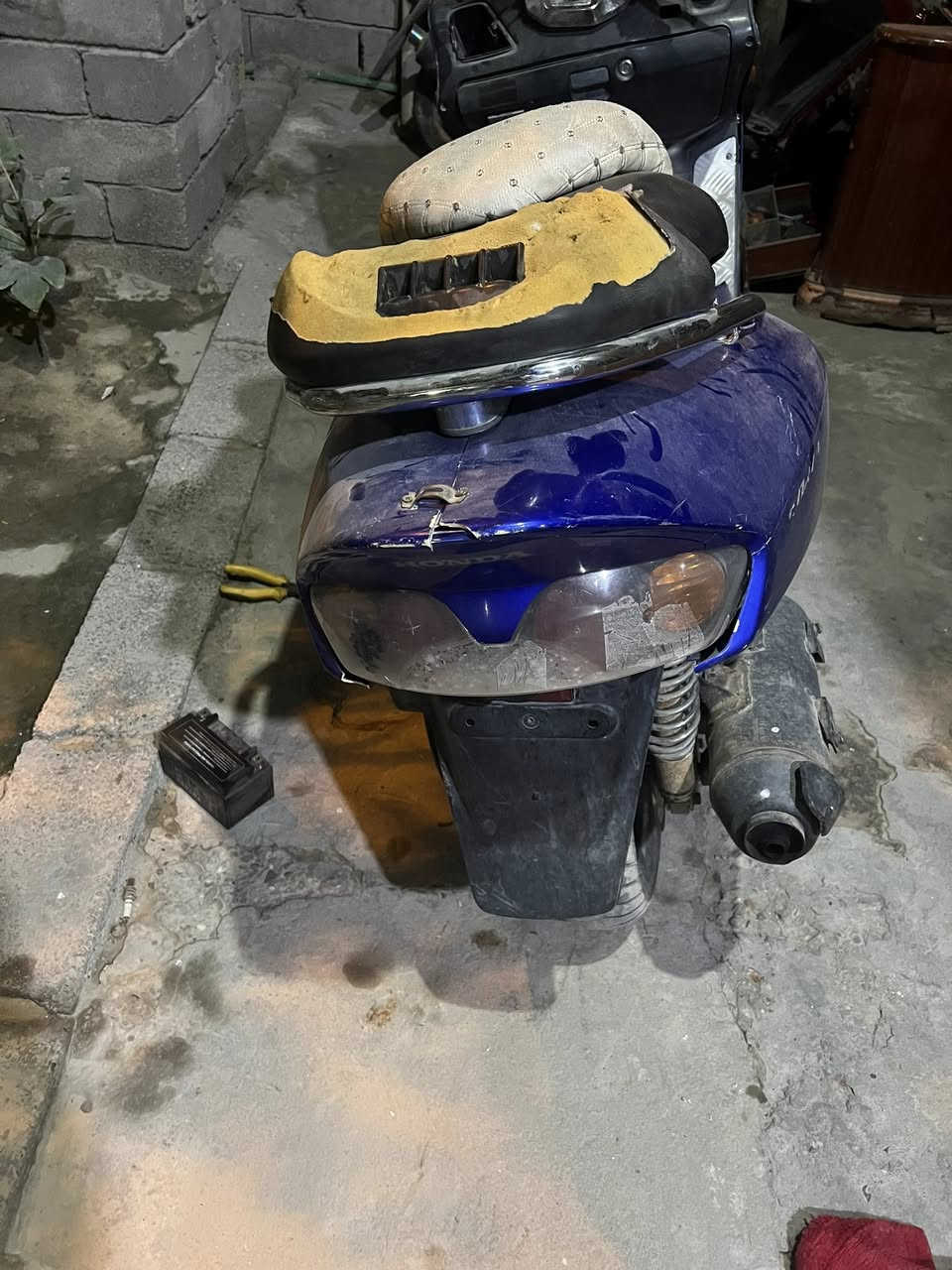 كومت حديد قفلها 175 لمو.  شراي لا يراسل رحمه لهلكم لحد يكلي شبيها كومت حديد بصره قضاء الصادق باهله ***********
