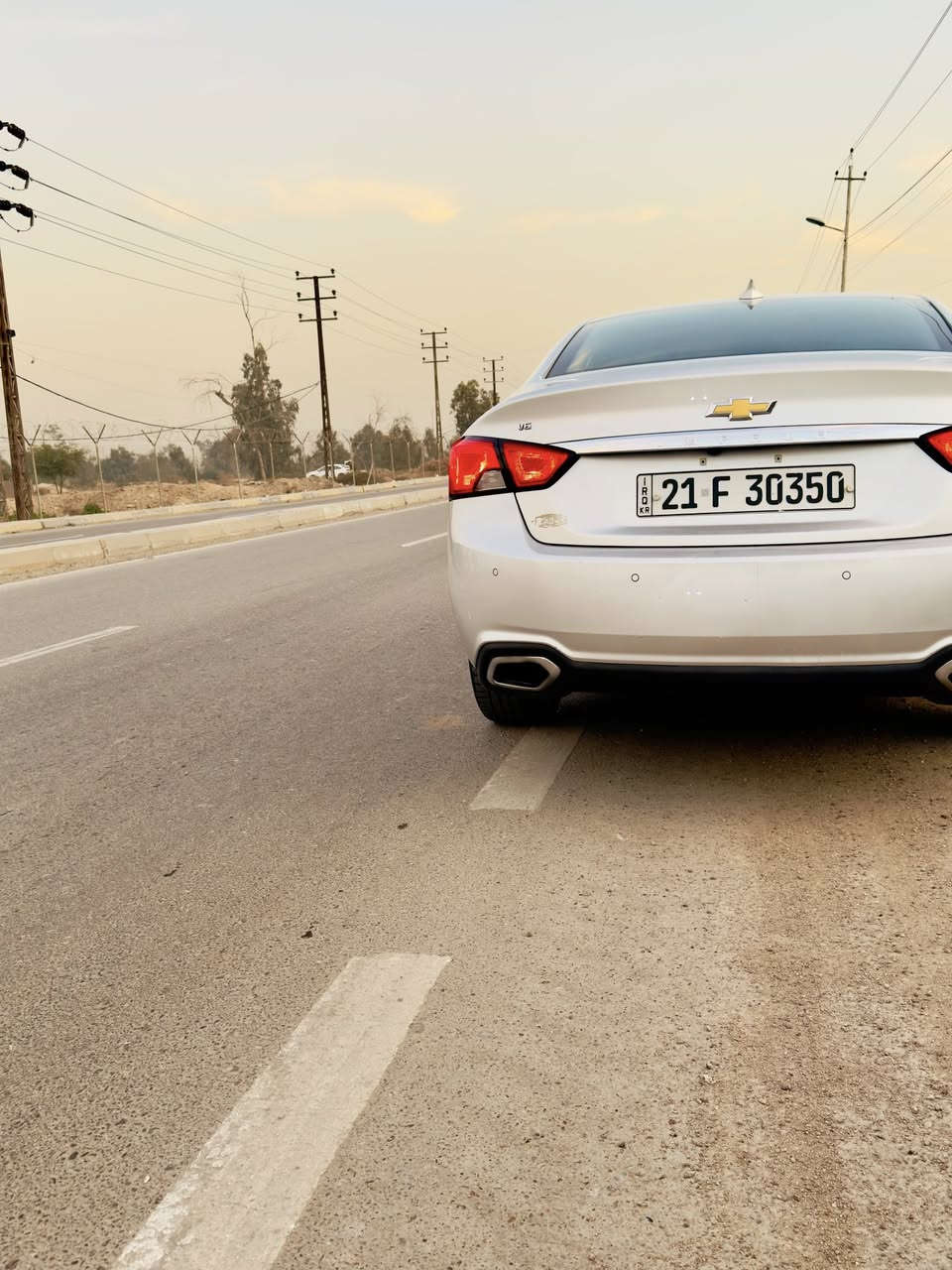 امبالا
• الموديل: 2019
 • الفئة: Premier (فل كامل)
 • المحرك: 6 سلندر V6
 • القير: أوتوماتيك
 • الدفع: أمامي
 • فئة بريمير (أعلى مواصفات)
 • شاشة كبيرة + نظام ترفيهي
 • مقاعد جلد
 • تحكم كهرباء كامل
 • مثبت سرعة
 • أنظمة أمان
 • عدسات زنون نهار 
       .    السيارة جاهزة وكاملة بلكات جديدة 
صدر امامي خلفي قبل اسبوعين شادة 
تخم تاير جديد 
بدون دواخل بدون ايرباكات كلها سليمة وحادثها بسيطة موجود بالمنشور 
السعر 140 ورقة بيها مجال بسيط 
مكاني بغداد 
للاستفسار ***********
