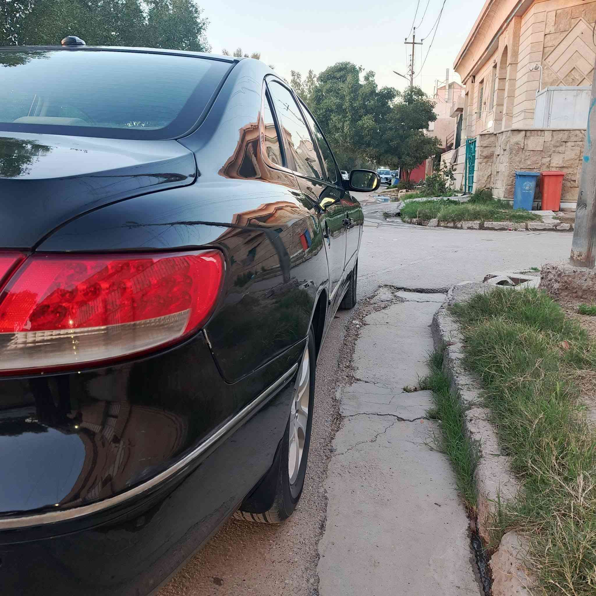 سلام عليكم
مكلف بالنشر 

هونداي ازيرا موديل 2007 

رقم بغداد انكليزي 

اللون اسود مصبوغة عام جماليه 

حادثها هلال جاملغ خلفي يسرى 

وجاملغ امامي ايمن جهة الصدر 

كشنات كهرباء مخمل 

تحكم استيرن جهيتين 
مكاني الدورة الجمعية 
السعر المطلوب 80 ورقة وبيها مجال بسيط للاستفسار اكثر الاتصال على 

‏***********‬

‏‪***********‬‏
