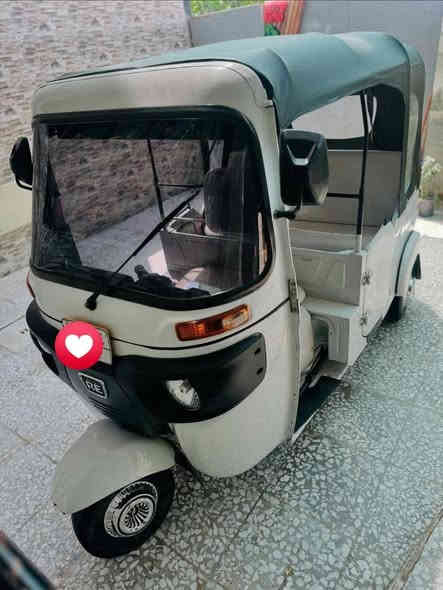 تكتك لبيع موديل 21 شهر 11 رقم وسنويه باسمي سعر 7 وبيها مجال حك لجيه ***********
