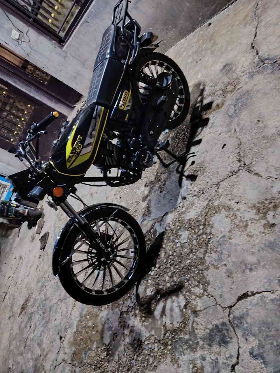 من رخصت مدير الكروب
سلام عليكم دارجه ايراني للبيع موديل 25 كامل مكمل اي نقص ما بيه الدراجه مگلوبه المحرك بي فطر خفيف والدراجه كدام عينك الي مو شراي لا يتصل اكثر الاستفسار الاتصال عل الرقم *********** مكلف بالنشر مكلف بالنشر مكاني ديالى الخالص سعديه الشط السعر المطلوب 700 وبي مجال شي قليل الي مو شراي لا يتصل رجاء بدون اي احراج
