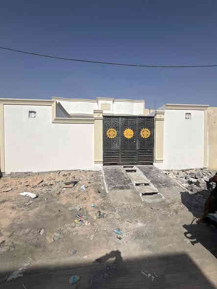 صباغ متفرغ للعمل صبغ معجون جبس البورد كادر عمل جدران سقوف وجهات   متر المعجون ب٣٠٠٠
ستن ب٣٠٠للتواصل خاص أو على الرقم ***********
