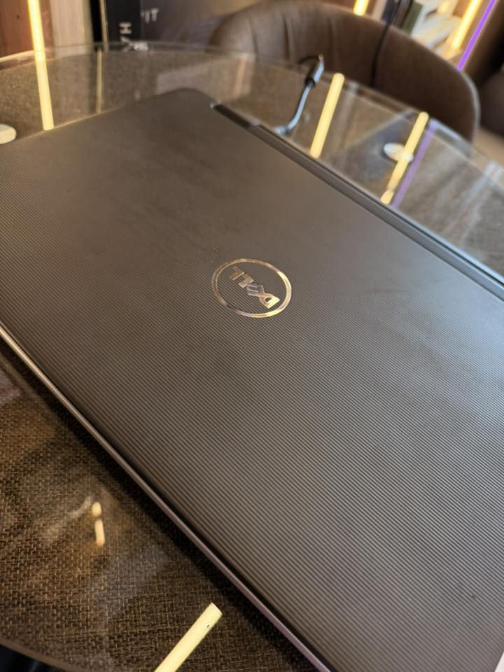 Dell vostro للبيع
لابتوب ديل فوسترو موديل 1540
معالج ci3
رام 2 كيكا 
هارد HDD 500G
حجم الشاشة ١٥ انج 
***********
بغداد/ حب الجهاد 
ملاحظة: يحتاجلها بطارية فقط 
السعر ٥٠ الف فقط
