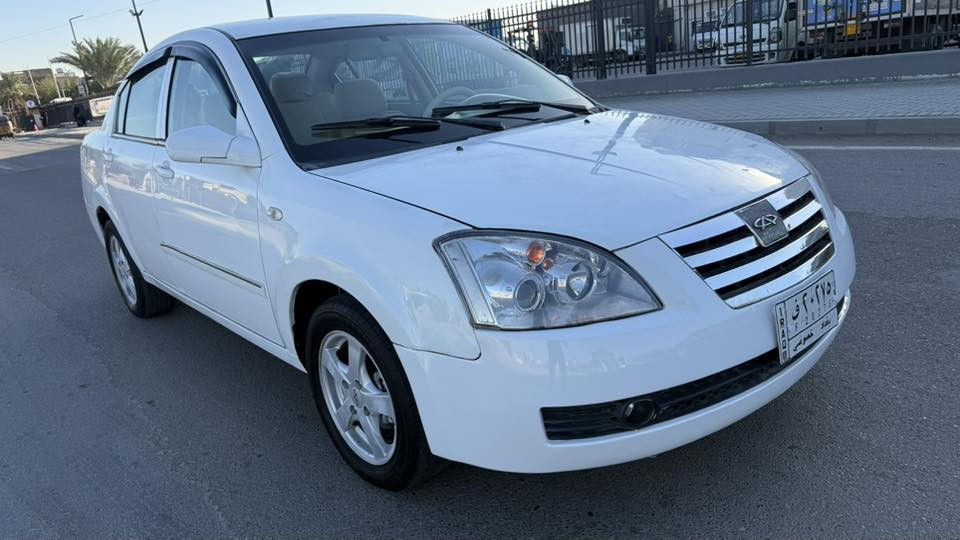 للبيع شيري اي فايف موديل 2012 رقم بغداد تحويل ثاني يوم جاهزه مابيها نقص كير مكينه صدر جديد شاشه كامره داخلها جديد مكينه 2000 كير ميكانيك المرغوب مكفوله من الضربه بيها تصليحات اخياسات ومسويهن  السعر 46 مكانها بغداد الشعب للستفسار ***********
