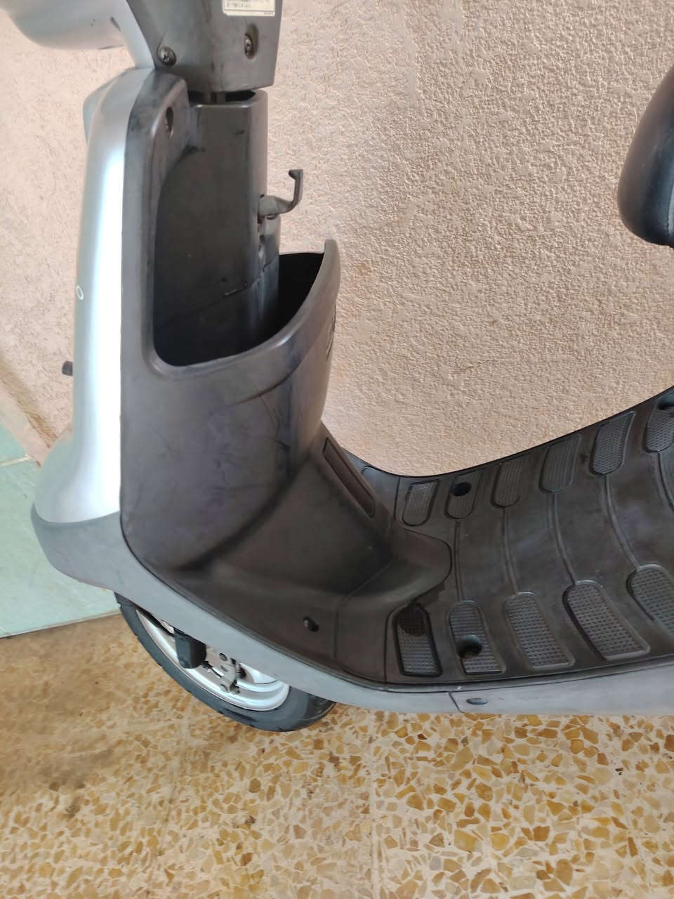 ماطور بوتين دبل سكريتر قفل اكسن مال شحن ماخذو ٨٠٠  وصل شراء موجود صارلو شهر نازل من الشحن  مكينه وقبق هندر شرط لايت بكلايت اشاير سلف هورن
تحريكه نار شرط بطناش معدل فول تايات  ياباني
برجستون
 وشرط شخط مابي اذا بي شخط يرجع واذا بي برغي تجاري يرجع وشرط ملاح الشركه   السعر  ٦٧٥ وبي
 مجال قليل العنوان الجانب الأيمن 17تموز رقم  *********** وبي واتساب
