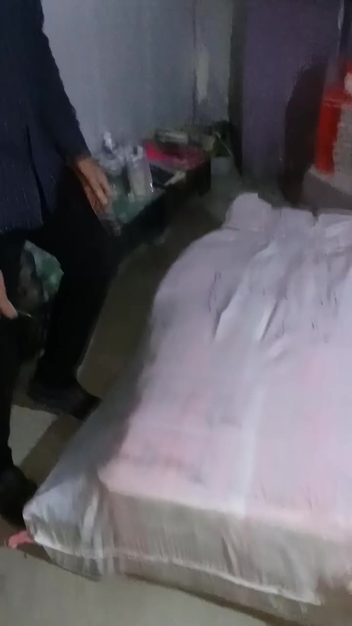 كلينس الحجم الكبير
بـ1250 فقط🔥🔥🔥


**إذا كنت صاحب هذا الإعلان وتريد حذفه لأي سبب، رجاءا أرسل رسالة إلى الدعم الفني**